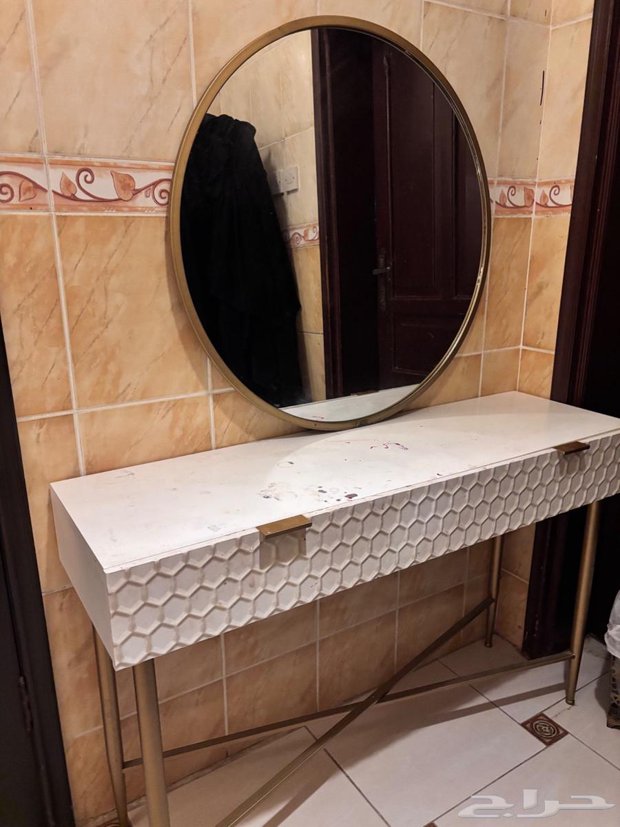 Entry table with drawer and mirror64393087339010110