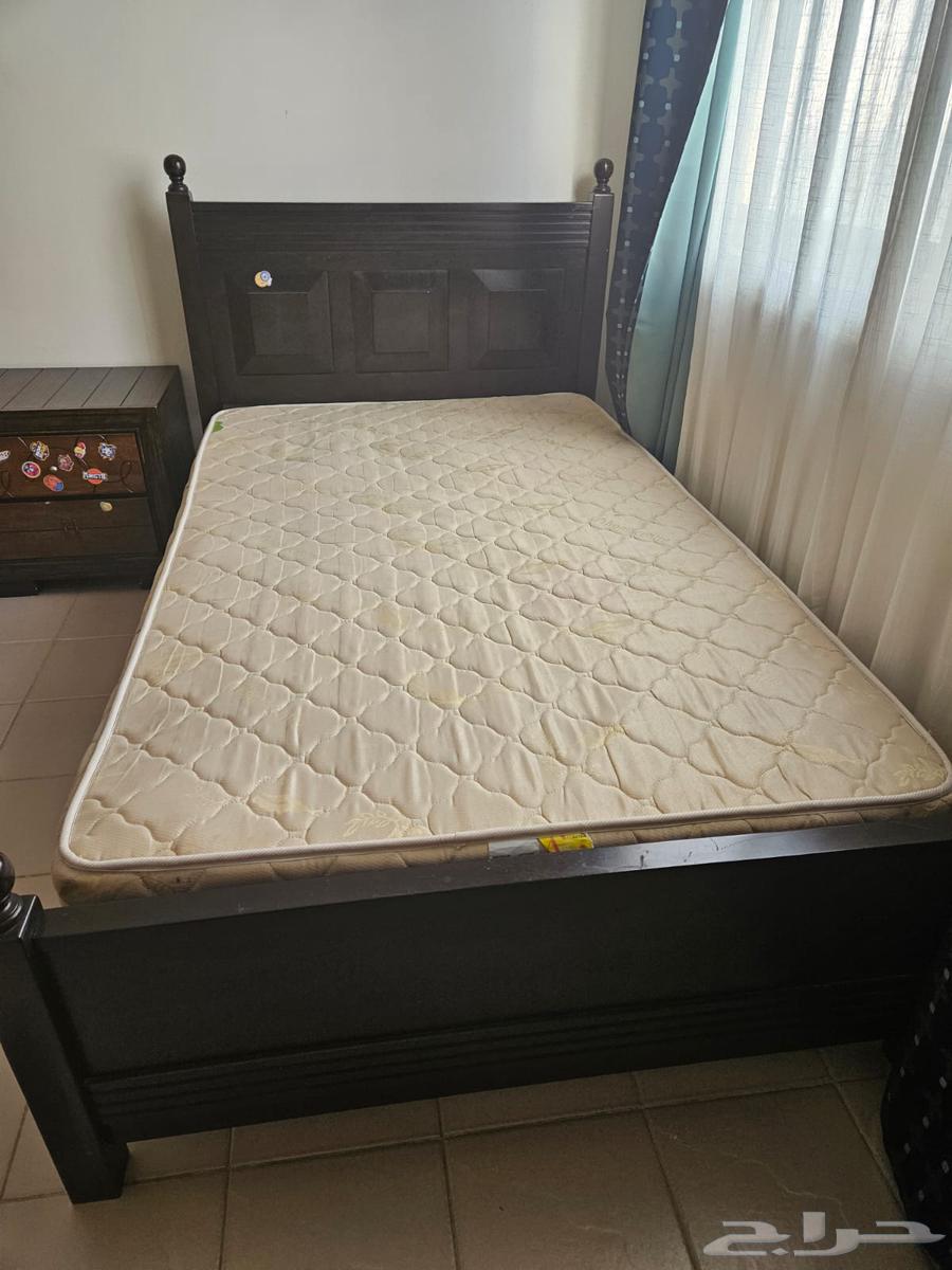 Two beds with mattresses and two drawer cabinets for sale64377255779715111