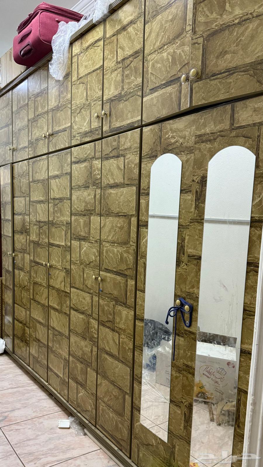 دولاب للبيع - المدينة64376006076802112