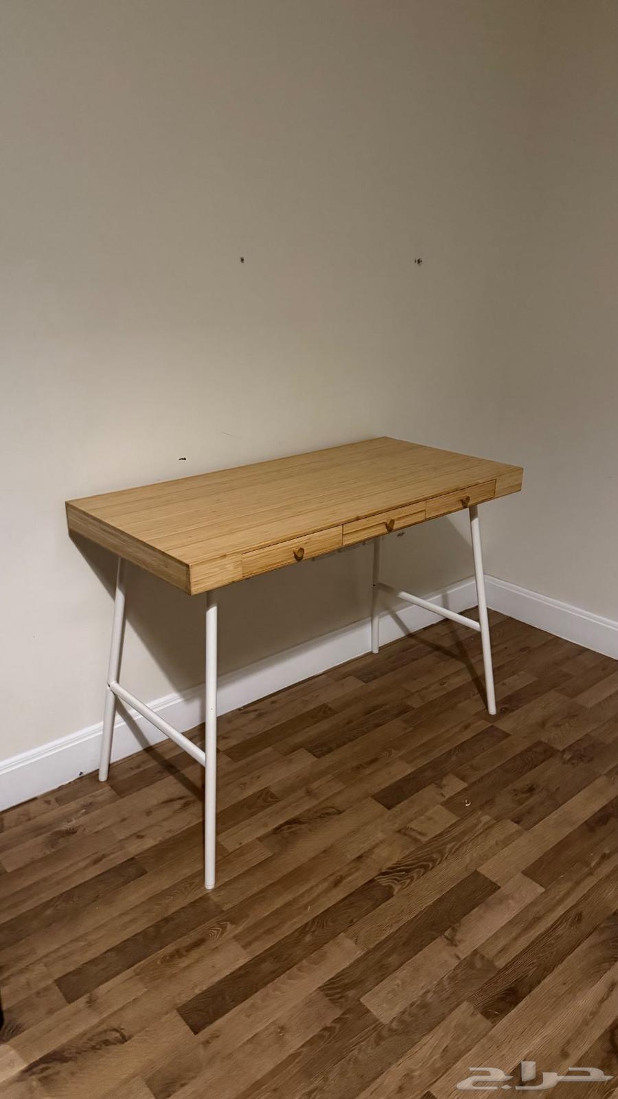 مكتب ايكيا خشب64365703467010111