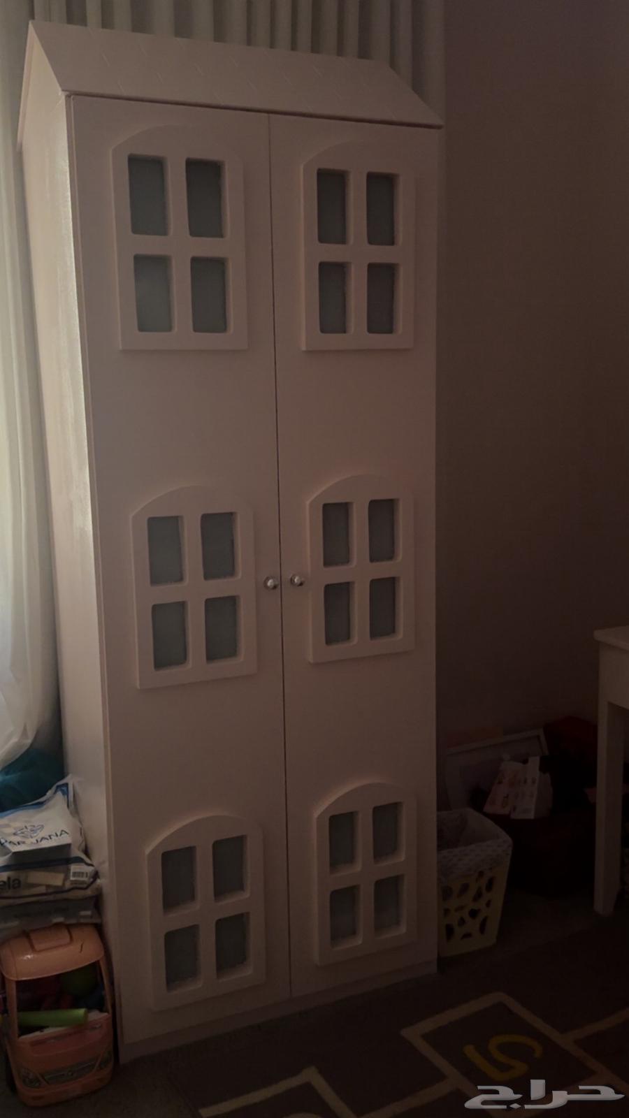 دولاب و تسريحه للبيع 175064367726950145113