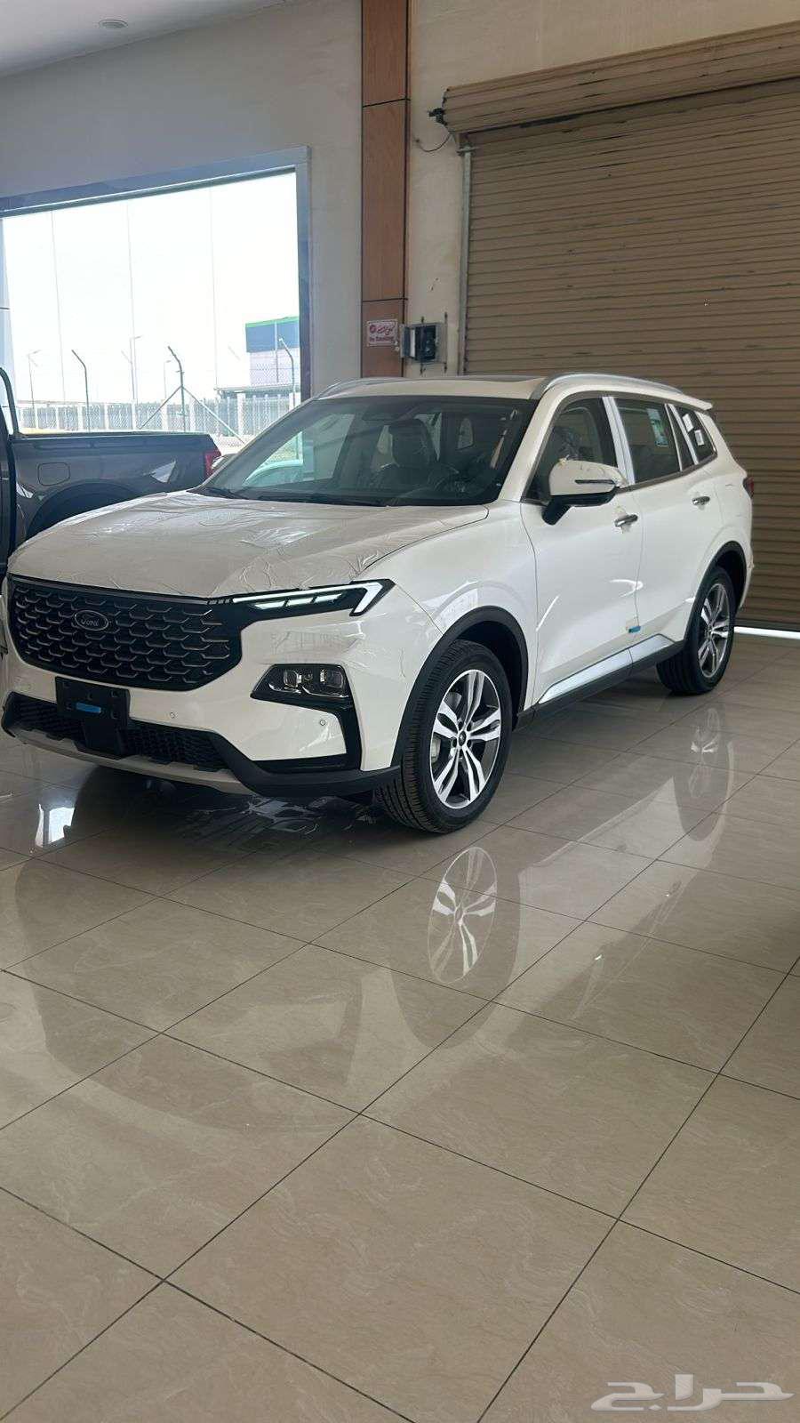 Ford Tourneo 2025, driven only 200 kilometers, fully loaded64519539992963110