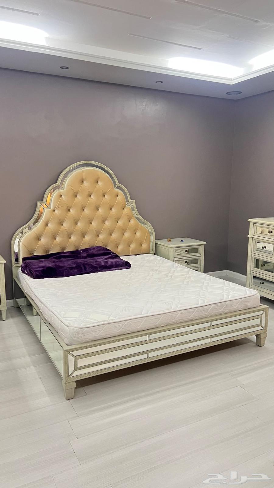 اثاث شبه جديد من ميداس64375946984066112