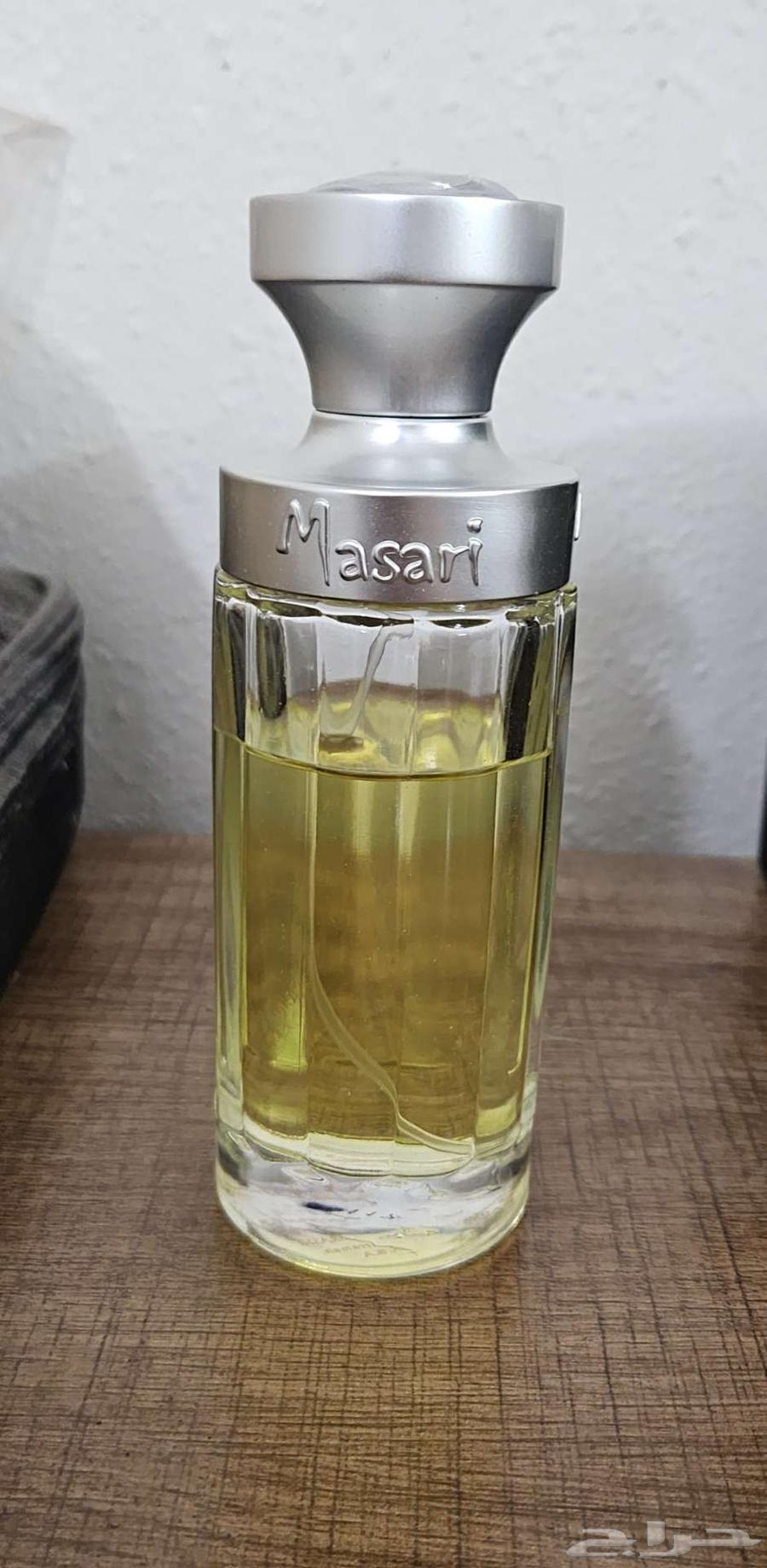 مجموعة عطور شبه جديدة للبيع ..64372346039681111