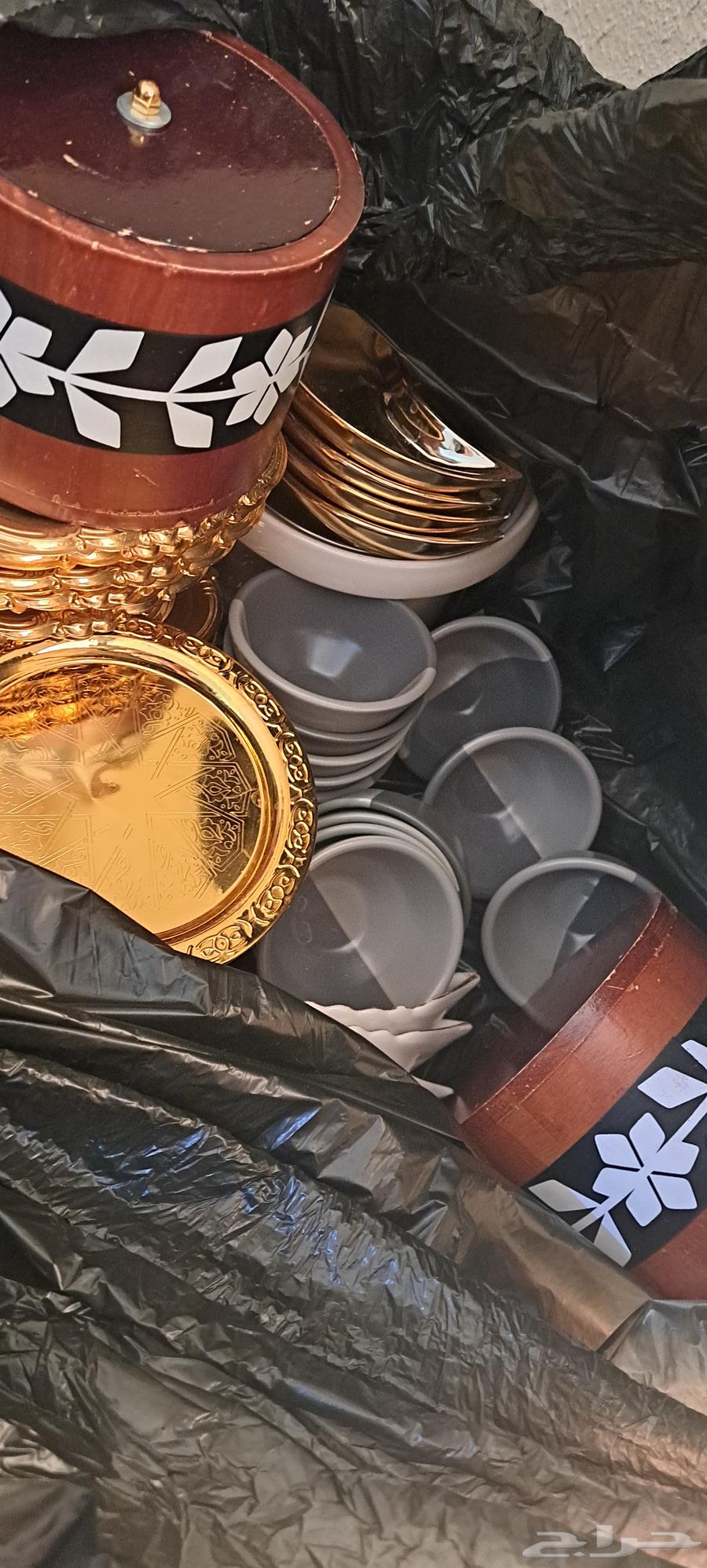 يوجد مواعين للبيع64369952379650110