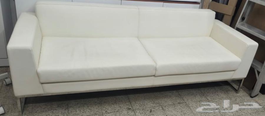 طقم كنب جلد شركة من شركة ارامكو64373019543171110