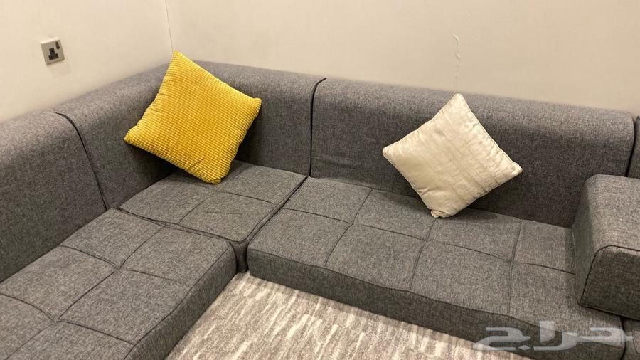 Elegant floor seating set for sale ..64375008359681111