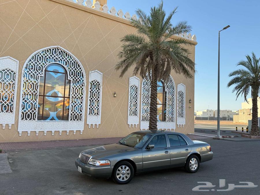 فورد جراند ماركيز 2004 بحاله نظيفه جدا64509884785411110