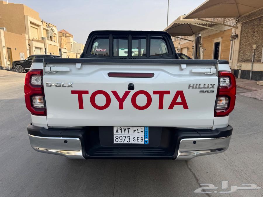 هايلكس 2024 م بنزين دبل فل كامل تماتيك سعودي عداد 29 الف كلم64511269357315114