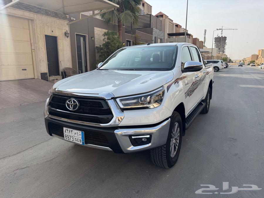 هايلكس 2024 م بنزين دبل فل كامل تماتيك سعودي عداد 29 الف كلم64511269357315112