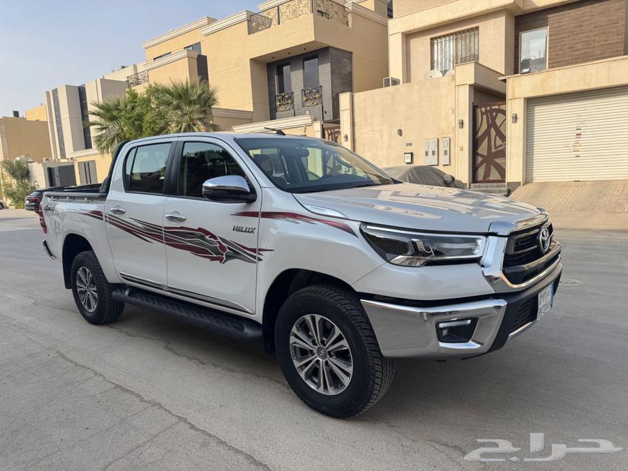 هايلكس 2024 م بنزين دبل فل كامل تماتيك سعودي عداد 29 الف كلم64511269357315113