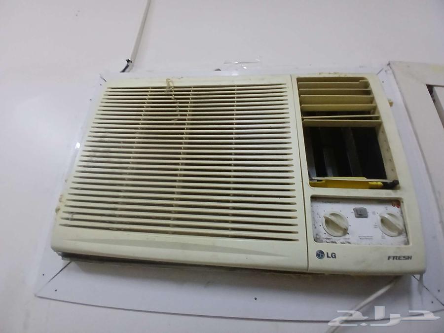 مكيف شباك مستعمل 400 ربال64375200755458110