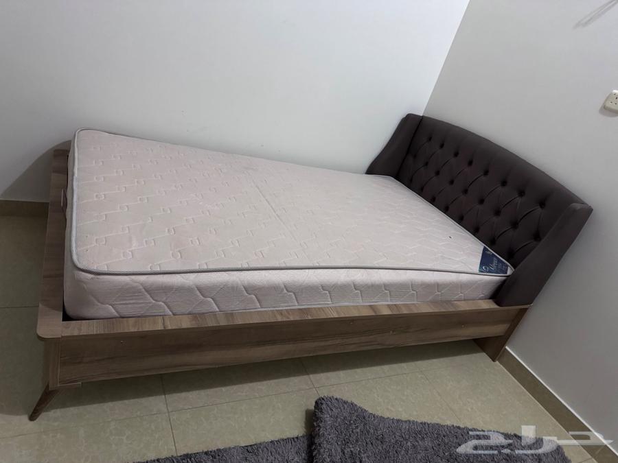 سرير للبيع64376705459075111