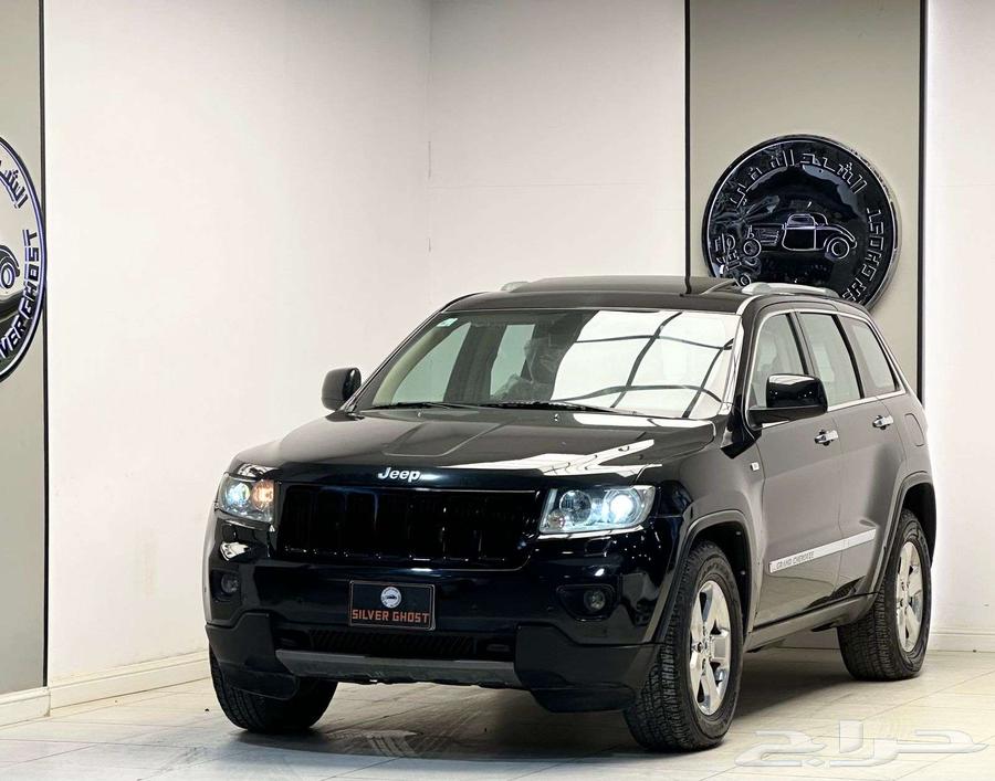 جيب جراند شيروكى نظيف 201364513880275714112