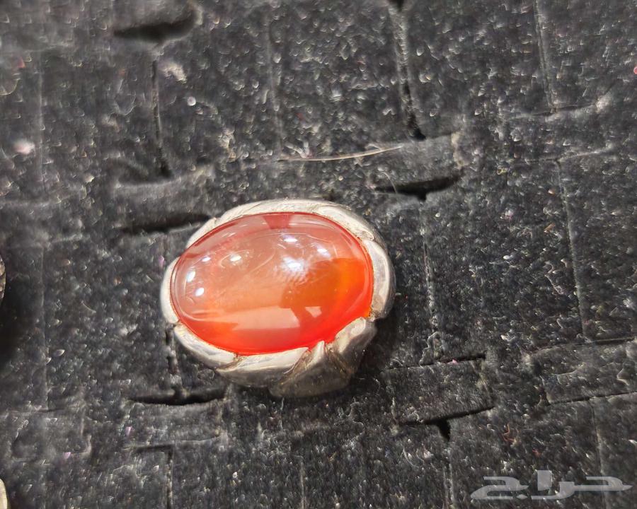 عقيق يماني مشمشي64378440431875112