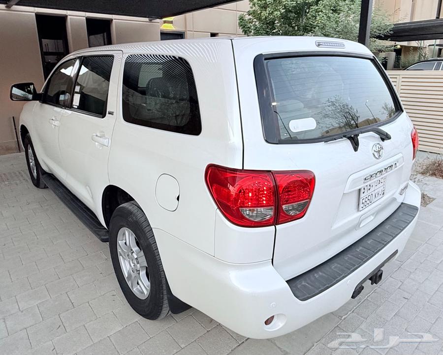 2016 Toyota Sequoia, 4WD, Refrigerator, Low Mileage, 131,000 KM, Second Owner64511057492353113