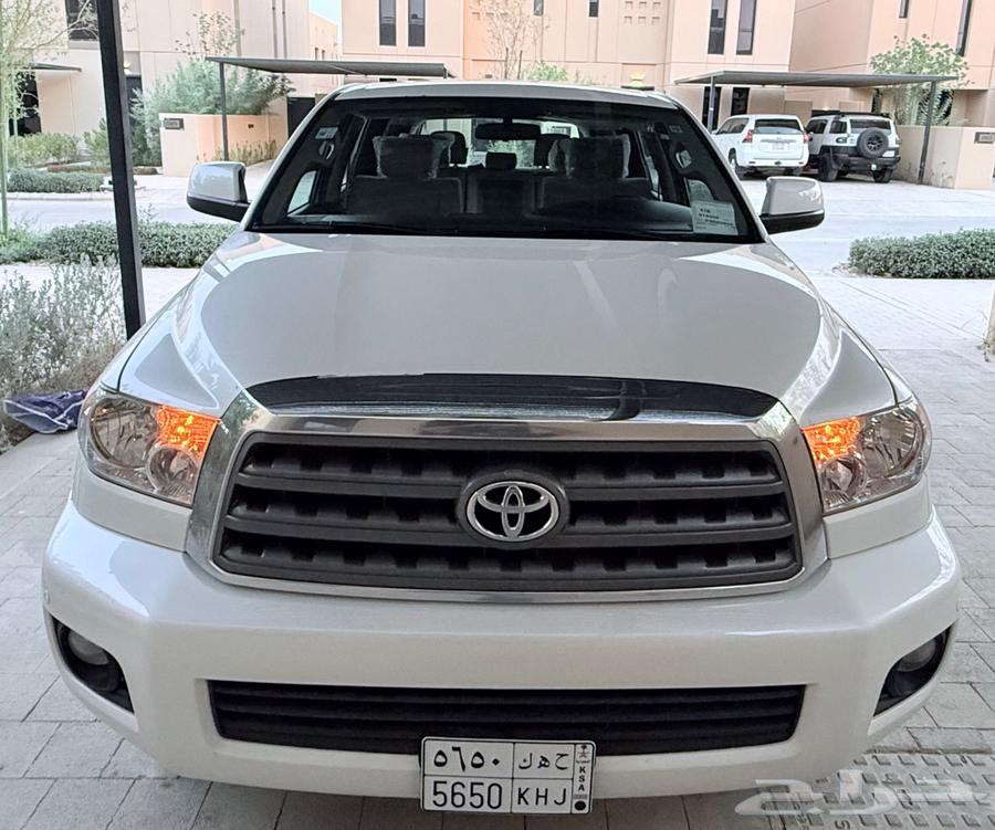 2016 Toyota Sequoia, 4WD, Refrigerator, Low Mileage, 131,000 KM, Second Owner64511057492353110