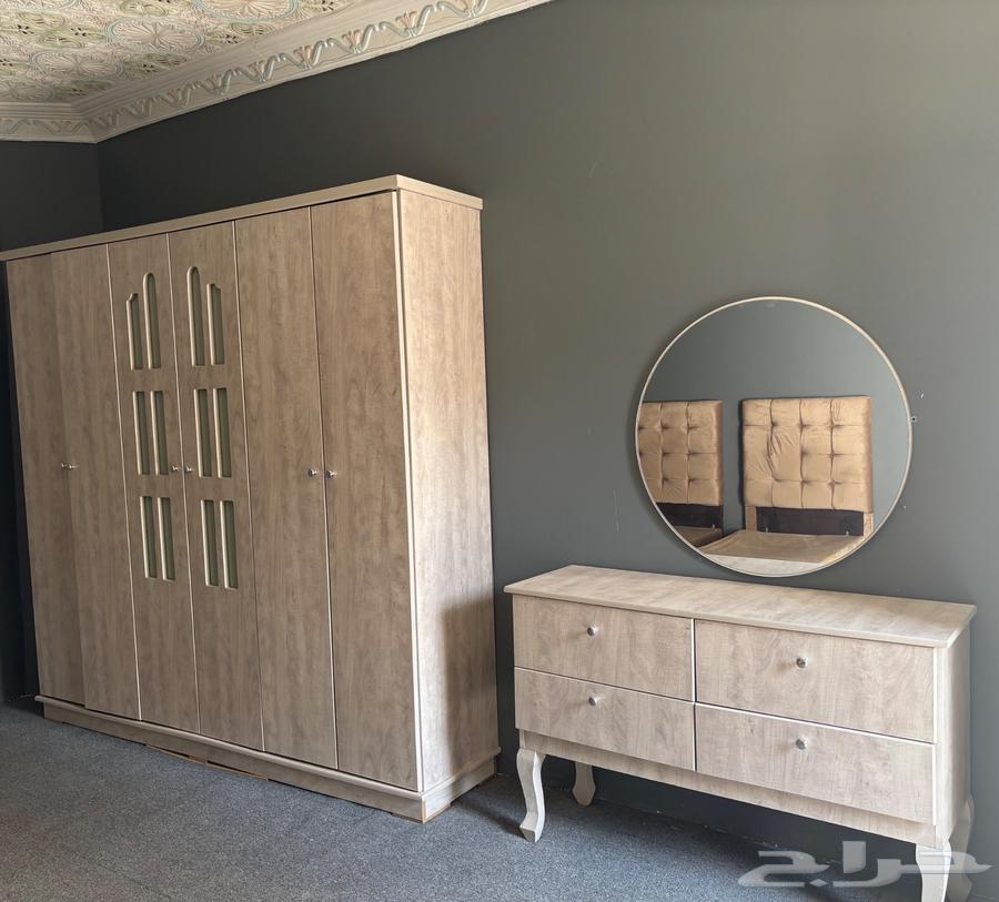 غرفة نوم لشخصين64369981664129110