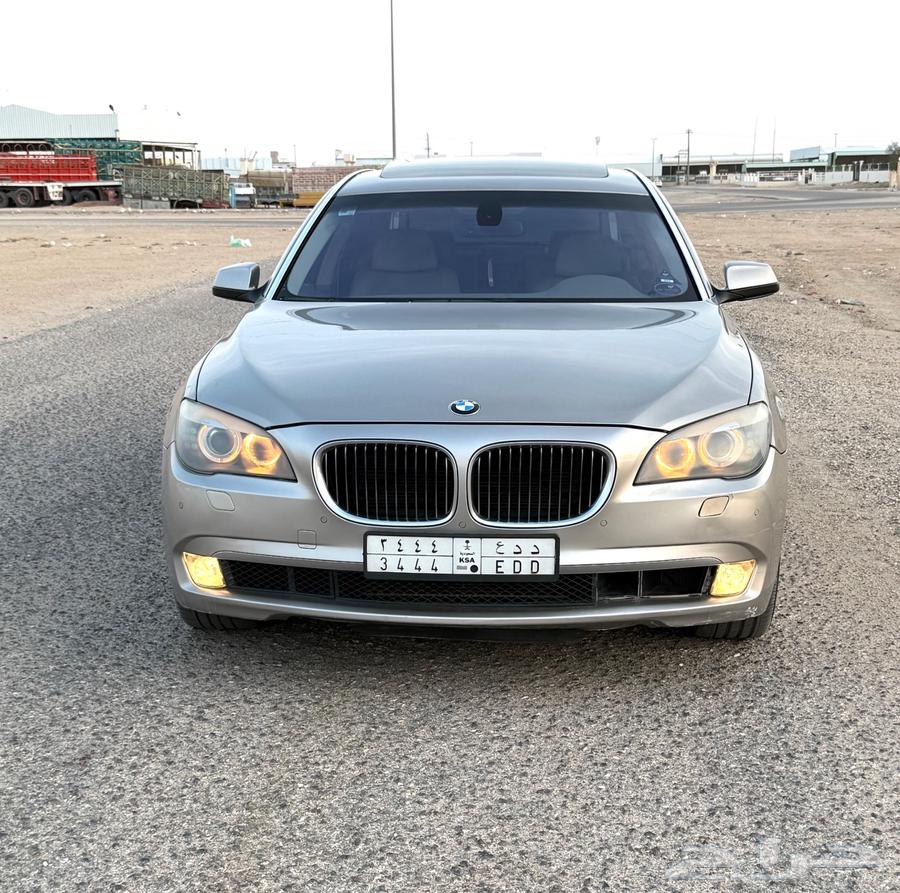 بي ام دبليو 2012 740Liنظيف جدا64519073732610113