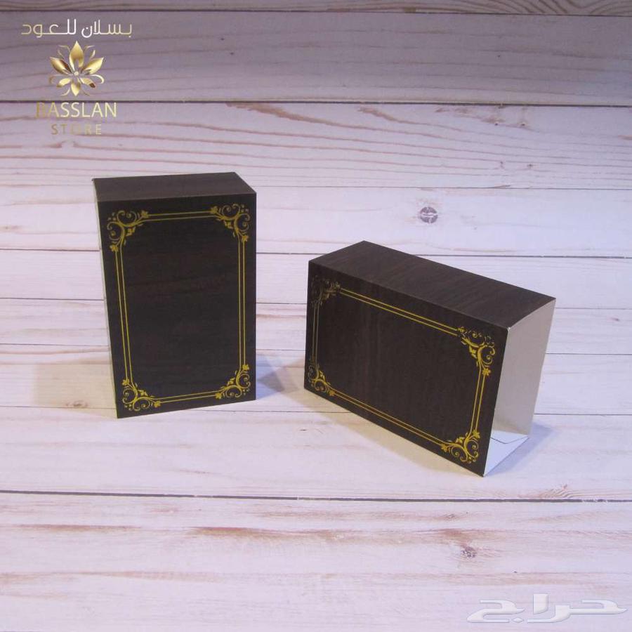 علبة إهداء تولة خشبي-بني غامق بنقش ذهبي64385914861443110
