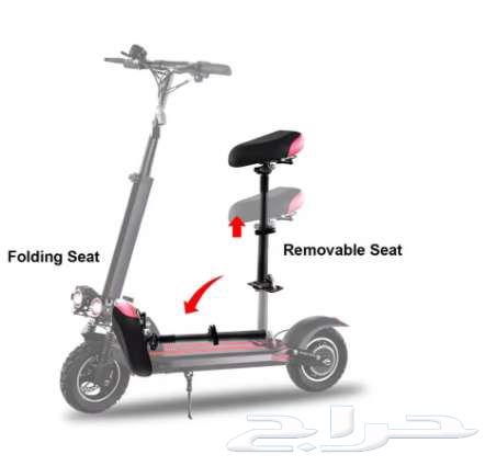 Electric scooter with seat64379138045313112