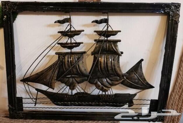 برواز معدني شكل سفينة. 40 ريال.64364728510337114