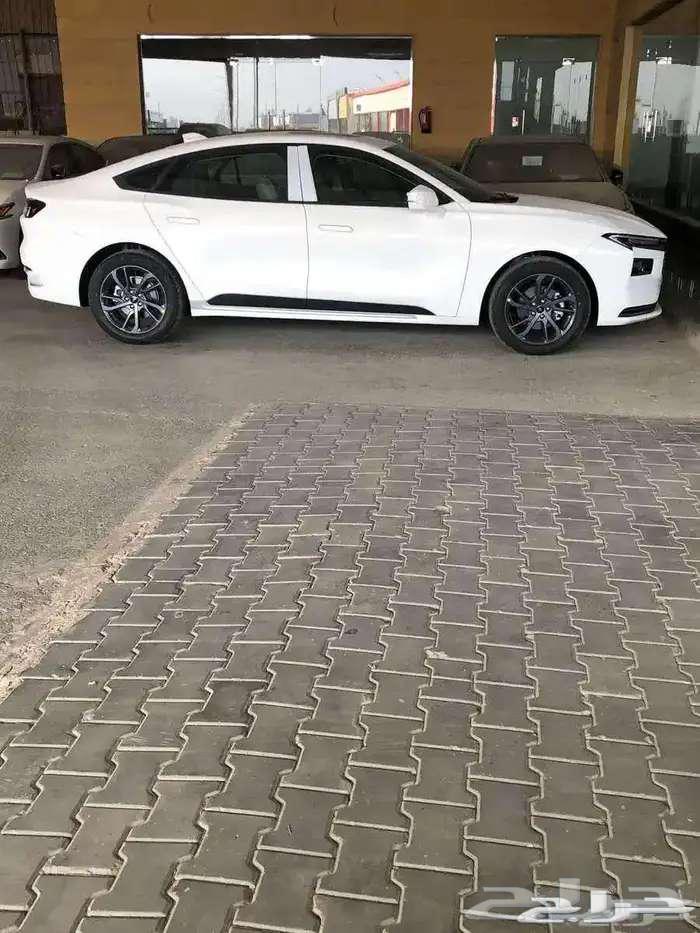 فورد تورس امبيانتي خليجي 2025 بقسط 1780 لدى الحسن64530121143810113