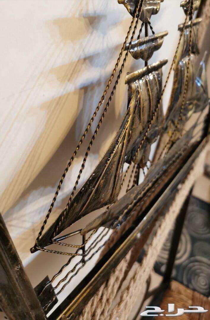 برواز معدني شكل سفينة64381410935682112