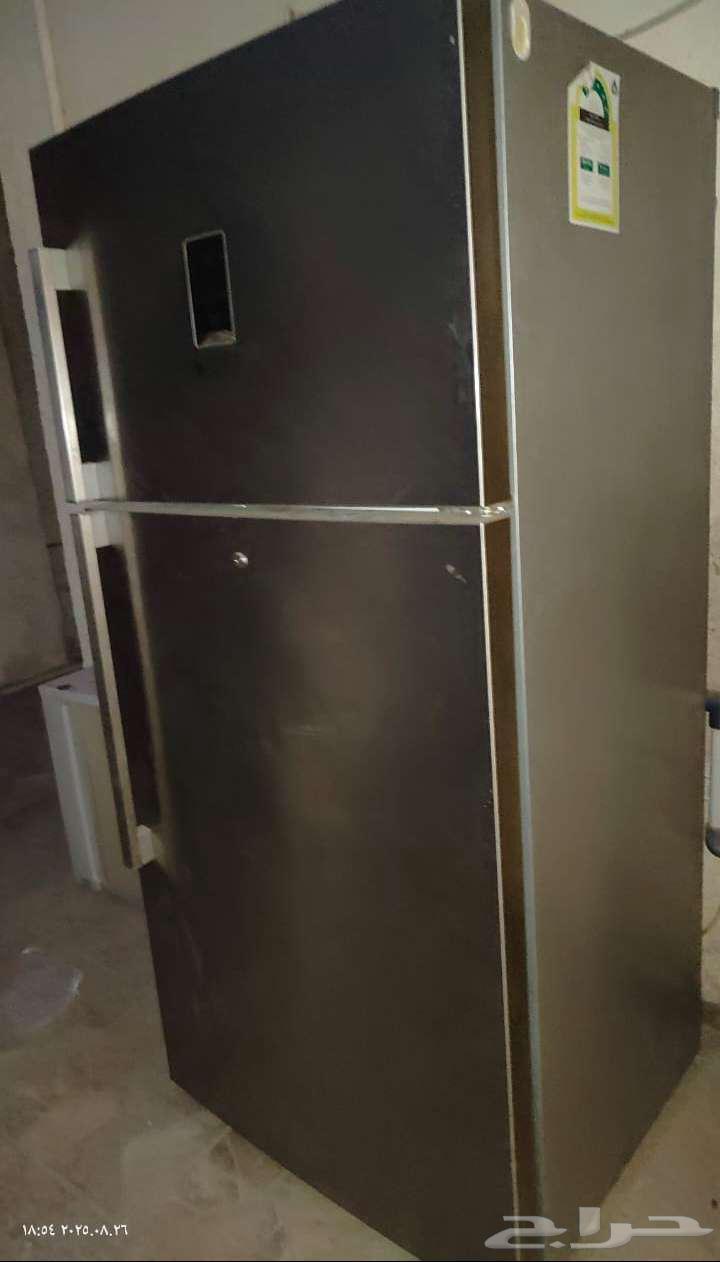 Broken fridge64392882561153111