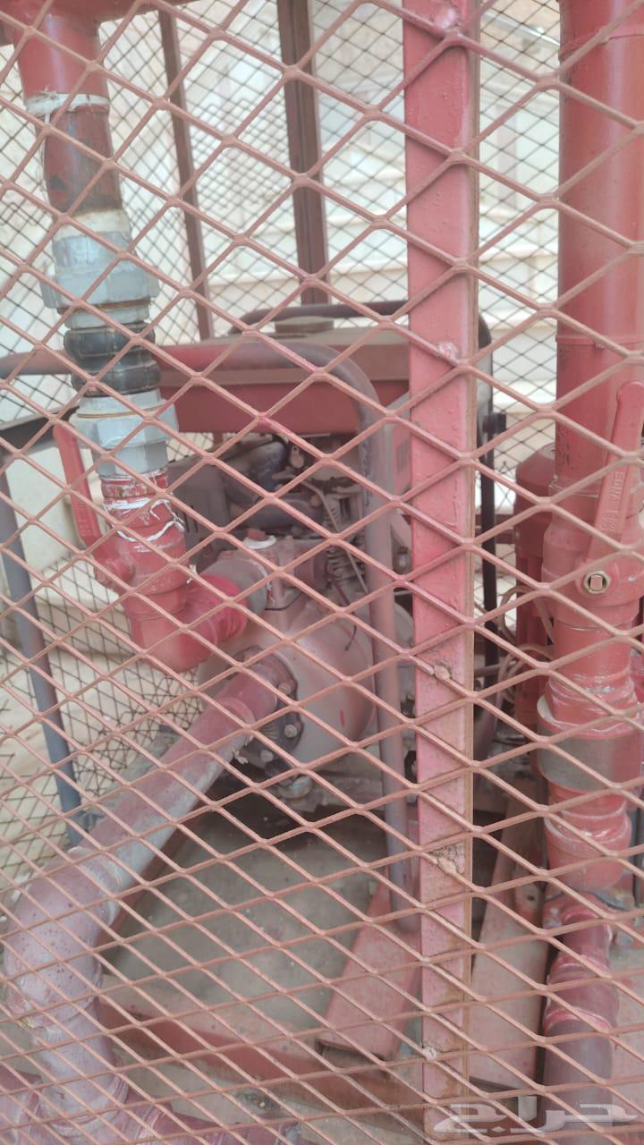 مضخة إطفاء حريق مع سته صناديق بحالة ممتازه64382432633346112