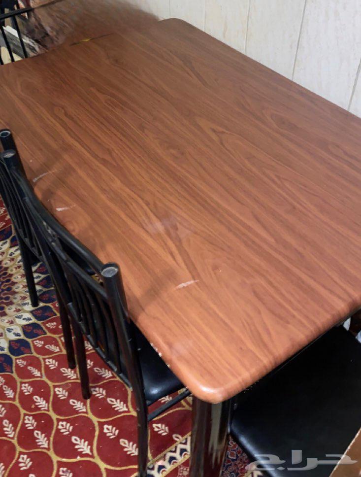 Dining table with chairs64392882626179110