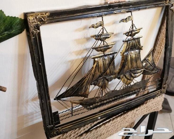 برواز معدني شكل سفينة. 40 ريال.64364728510337112