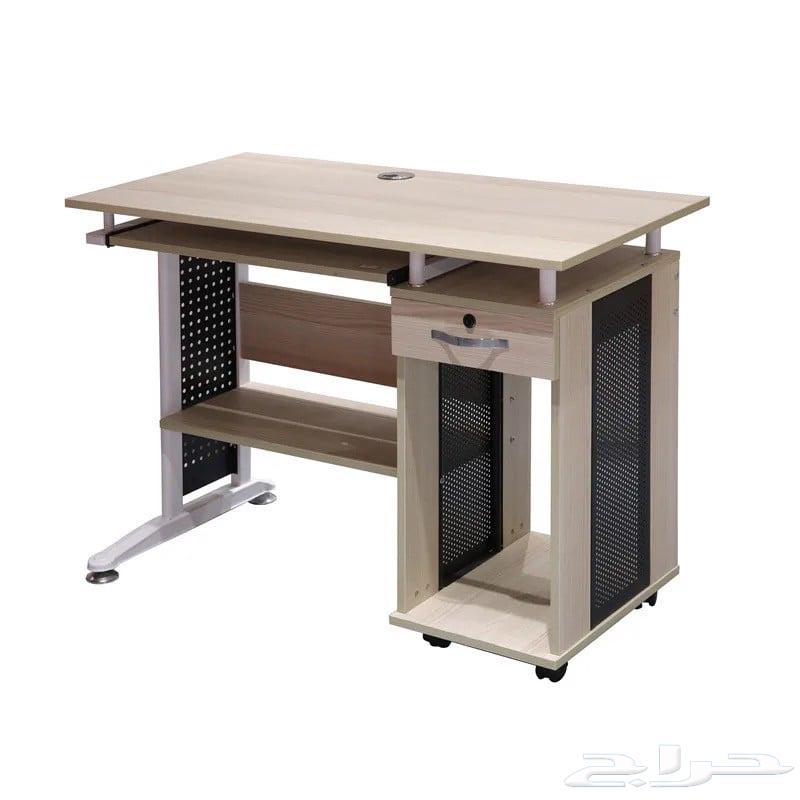 School Return Desk64393073069953112