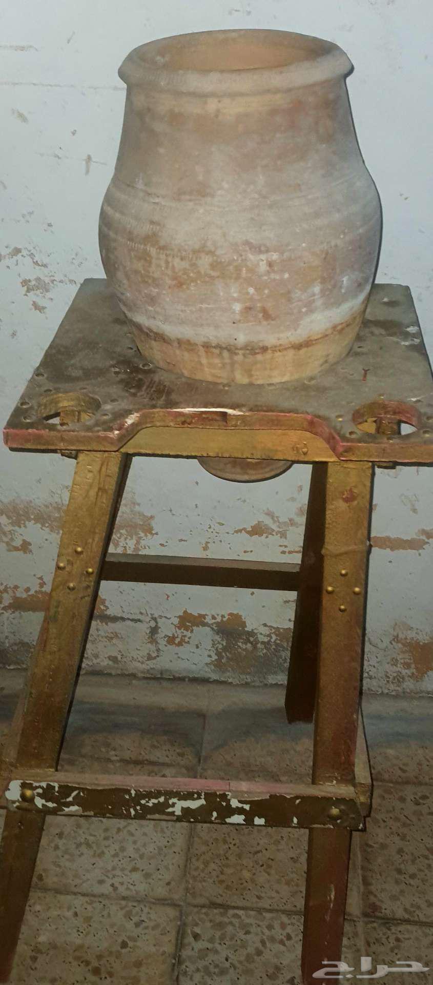 للبيع فخار عددها 3 حبات معا قاعدتين64391494565506111