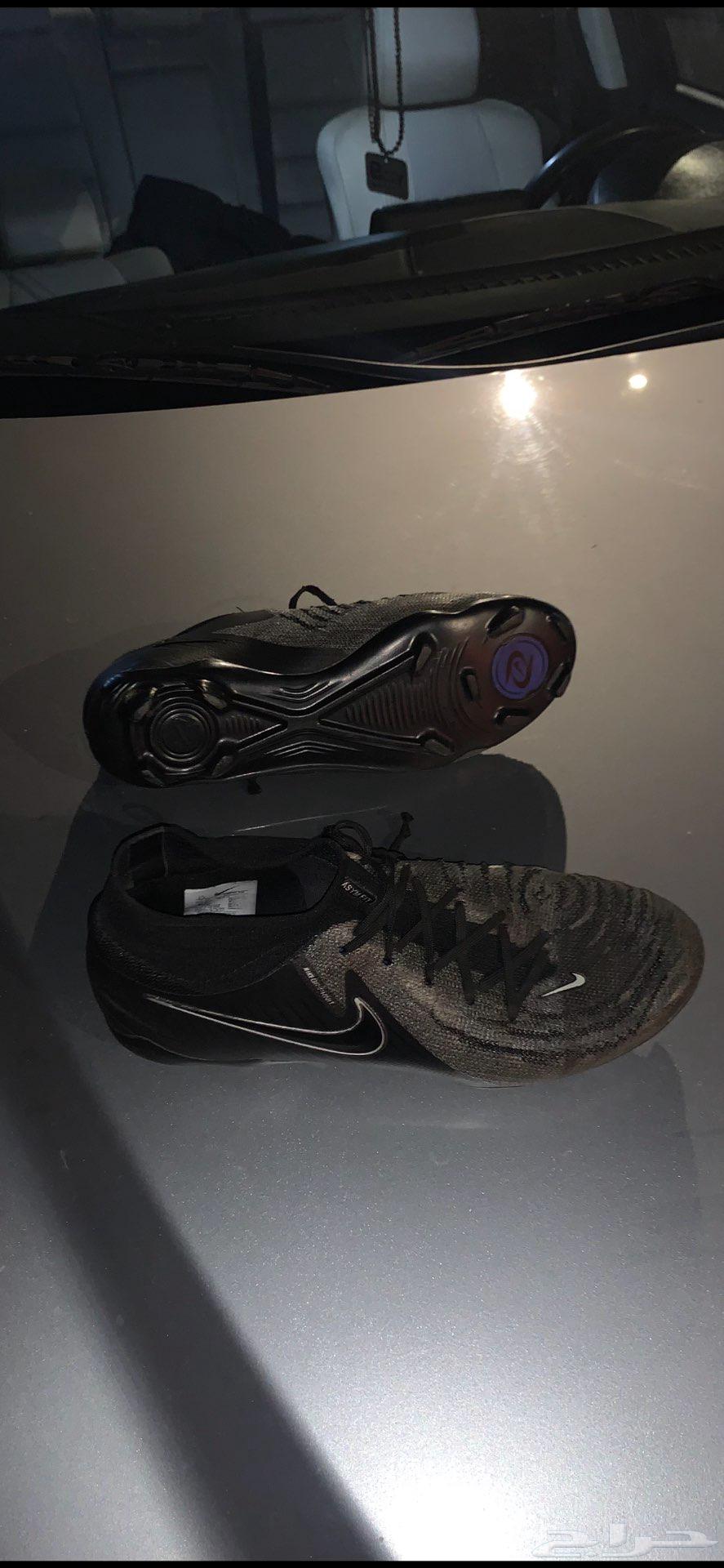 جزمة كرة قدم نايك سوداء64393804929283110