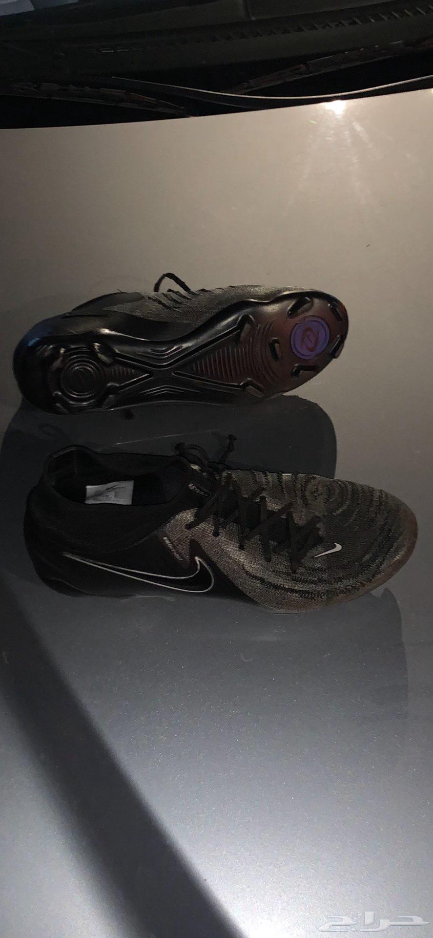 جزمة كرة قدم نايك سوداء64393804929283112