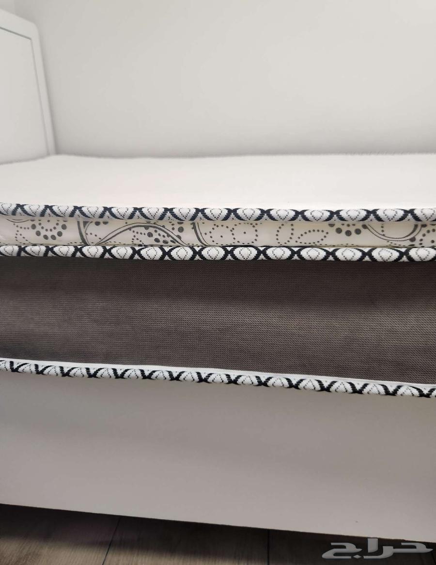 سرير هوم بوكس مع مرتبة شبه جديدة64381342838915114