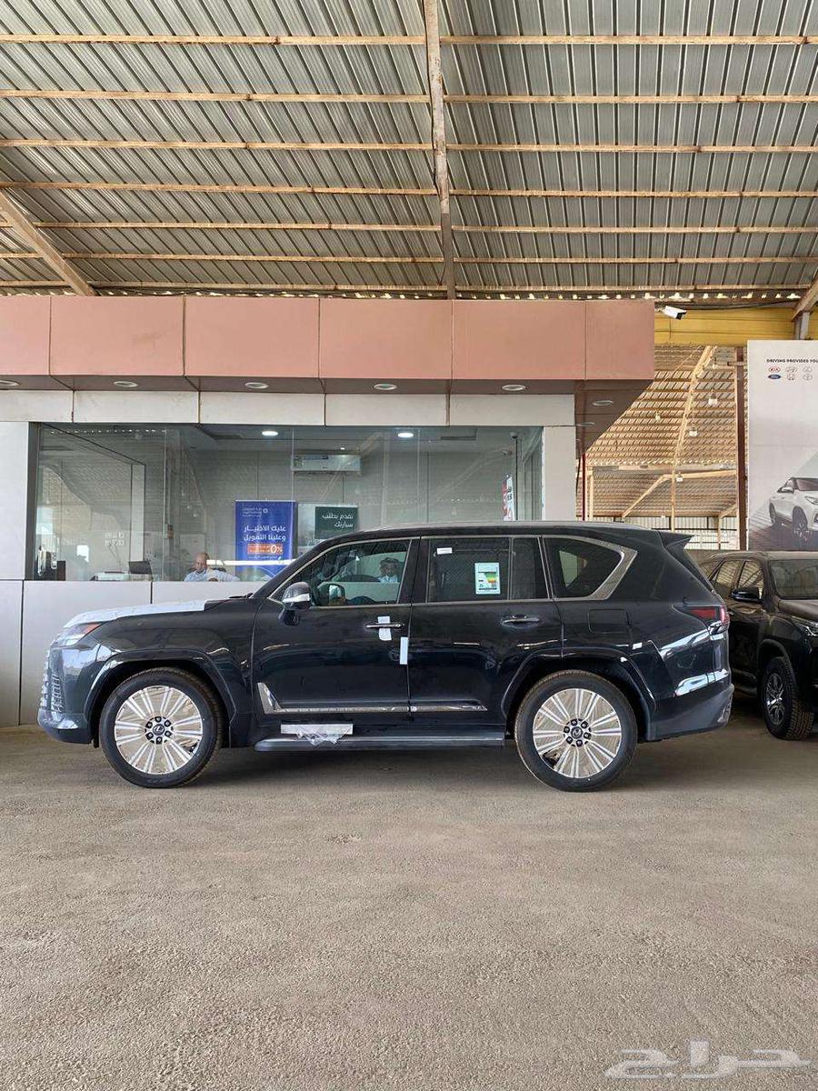 لكزس LX600 BBسعودي 2025ب570شامل ابيض واسود جملي لدى الفريدي64525718665602112