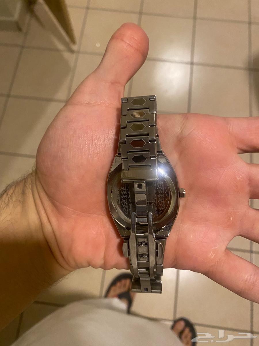 Hugo watch for 220 SAR (clean) and elegant64382114428291113