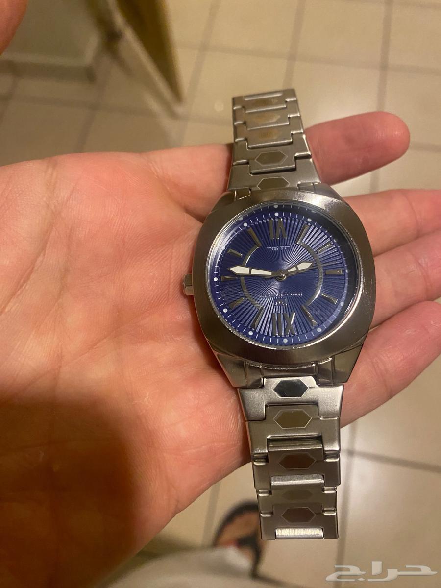 Hugo watch for 220 SAR (clean) and elegant64382114428291110