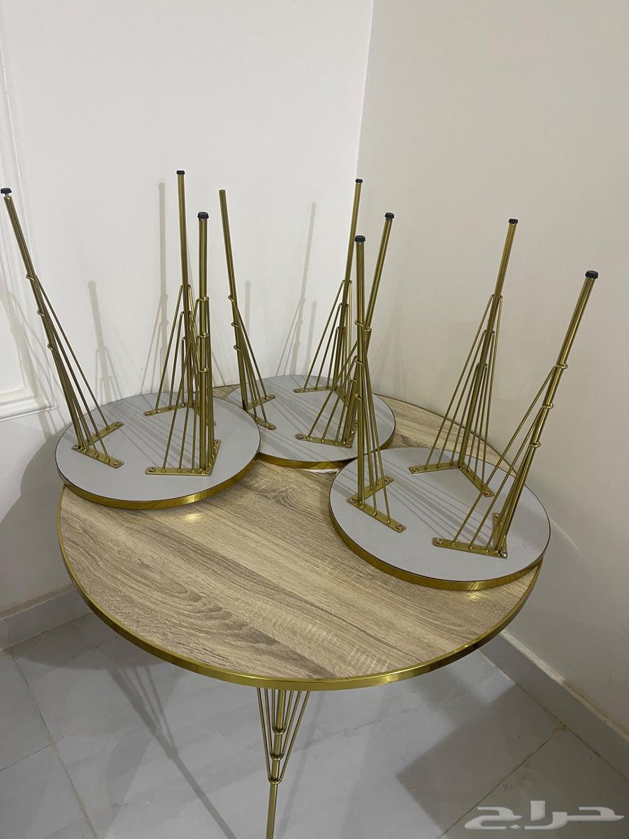 Serving tables64382141778305110