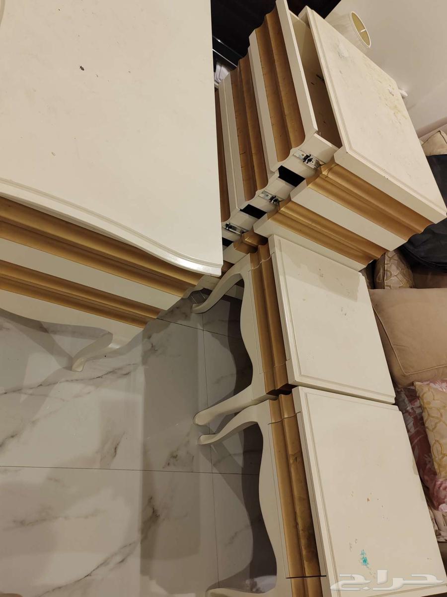 غرفة نوم بدون دولاب64382790689025111