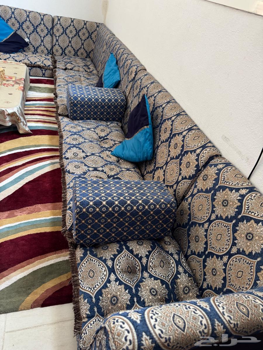 مجلس سعودي للبيع64384994246658114