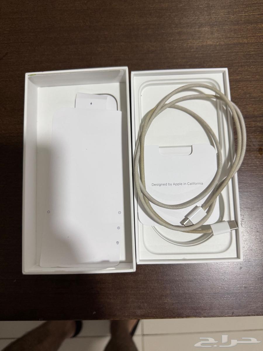 آيفون 15 برو ماكس  10064385161030275111