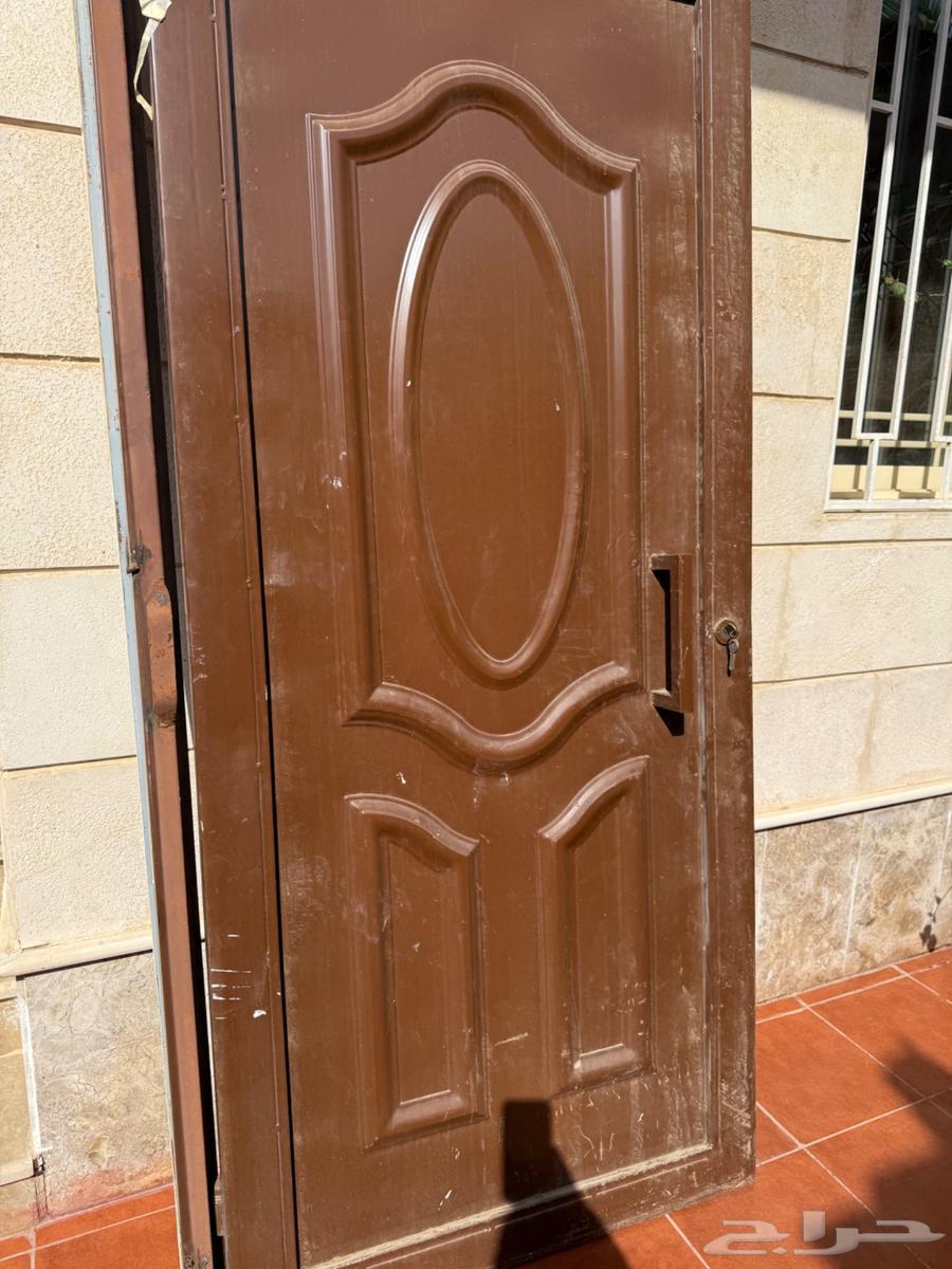 باب حديد وسرير مفرد ودولاب64385188265089110