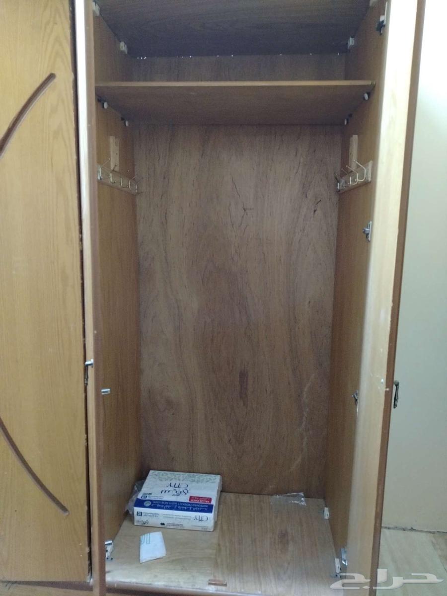 دولاب كبير بسعر مناسب لسرعة البيع64390623976962113