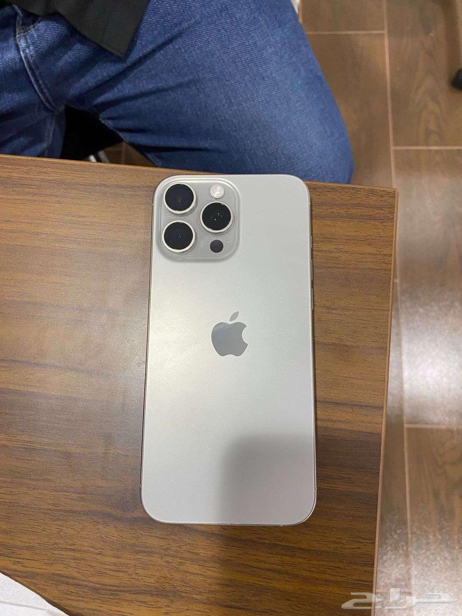 للبيع ايفون 16 برو ماكس (الرياض محطه مترو خريص)64386821889537112