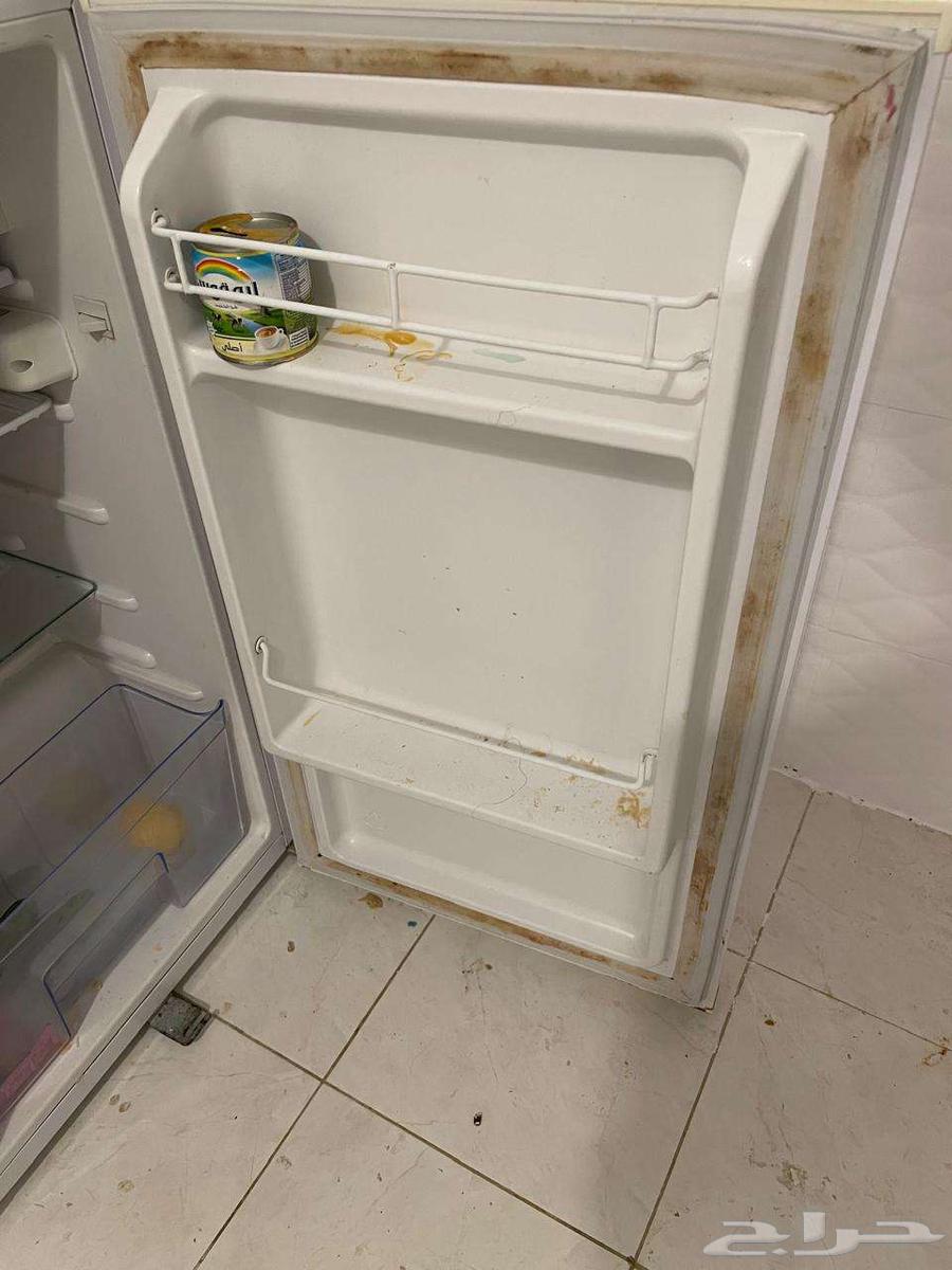 Clean fridge64387103882371110