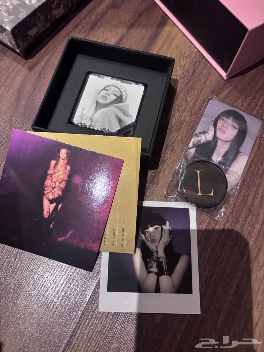 البوم روزي ليسا بلاك بينك64387815608578111