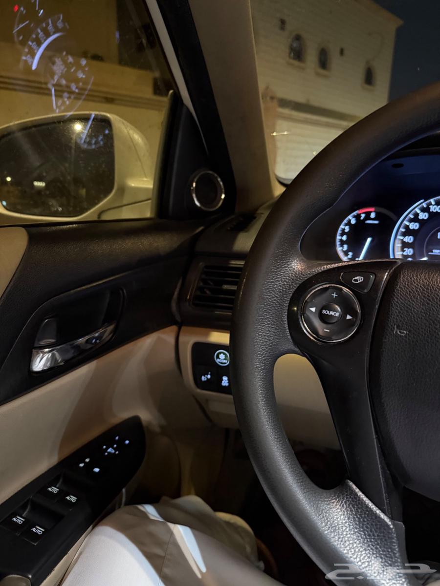 هوندا اكورد 201664534457071234111